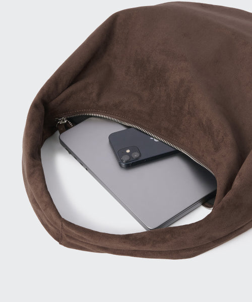 MUSINSA STANDARD WOMAN MUSINSA STANDARD WOMAN Synthetic Suede Rounded Hobo Bag