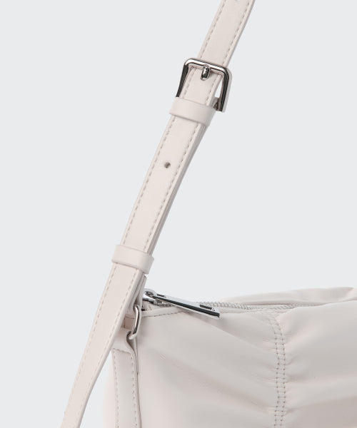 MUSINSA STANDARD WOMAN MUSINSA STANDARD WOMAN Women's Shirring Shoulder Bag (Size Adjustable)