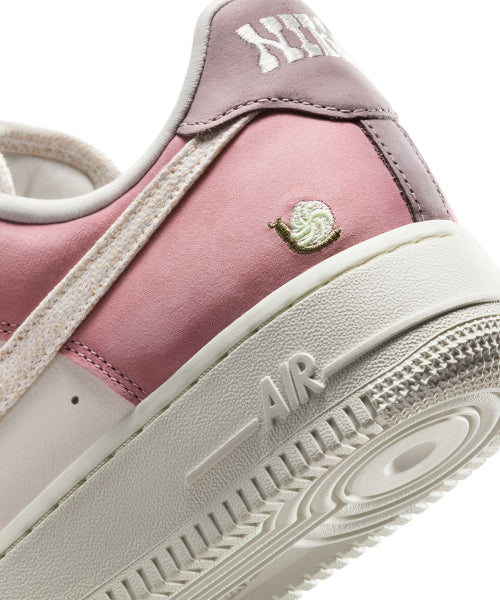 NIKE Nike Air Force 1 07 LX - Unisex Sneakers