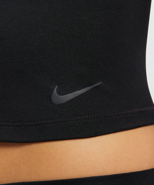 NIKE NIKE T-Shirt Cropped Short-Sleeved Top