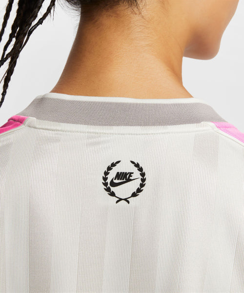 NIKE NIKE T-Shirt V-neck