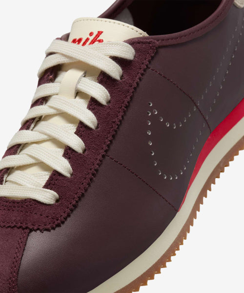 NIKE NIKE Cortez Sneakers Women - Burgundy Crush