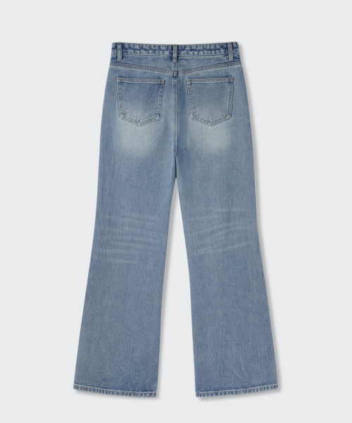 MUSINSA STANDARD WOMAN MUSINSA STANDARD WOMAN Denim Loose Flare Pants (Light Indigo)