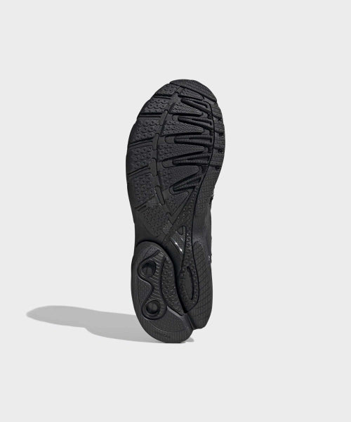 ADIDAS ADIDAS Adistar Control 5 Sneakers - Black