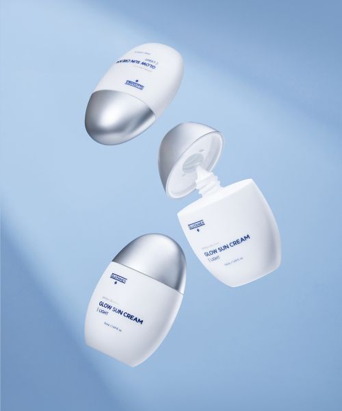 Glutanex Glow Sunscreen Light SPF50+ PA++++