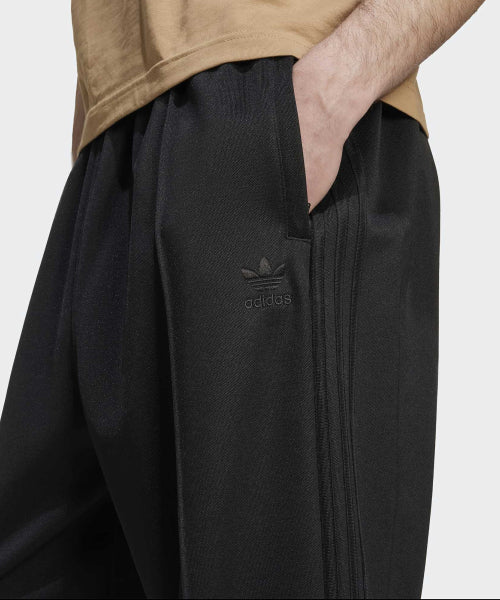 ADIDAS ADIDAS Baggy Fit Track Pants - Black