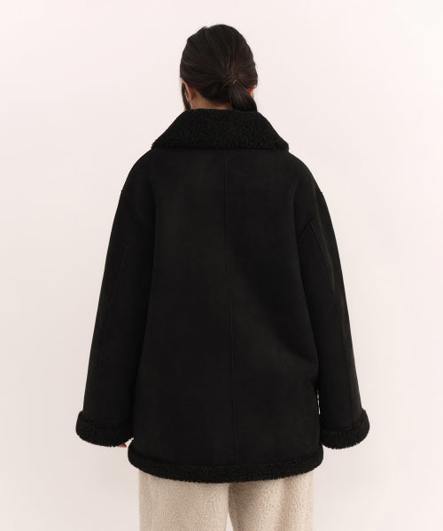 MUSINSA STANDARD WOMAN MUSINSA STANDARD WOMAN Reversible Synthetic Suede Shearling Half Coat (Size M)