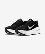 NIKE Nike Shoes Vomero Plus M - Size