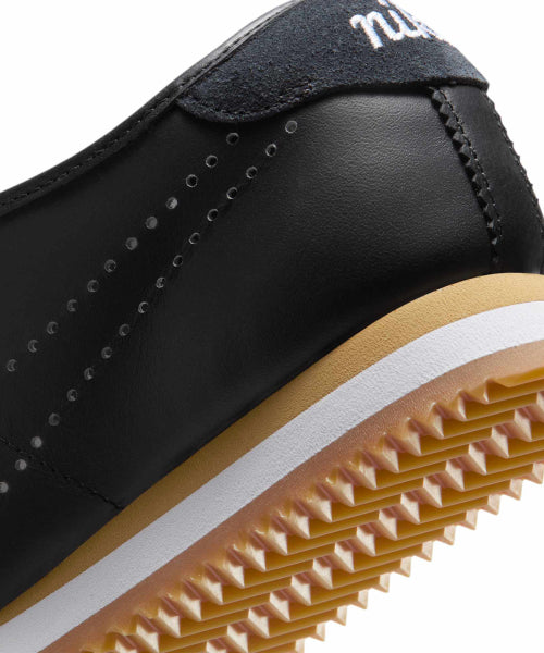 NIKE NIKE Sneakers Women - Black: Gum Light Brown: White