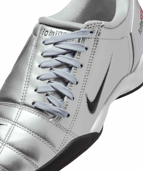 NIKE Nike Sneakers Metallic Silver: University Red: White: Black