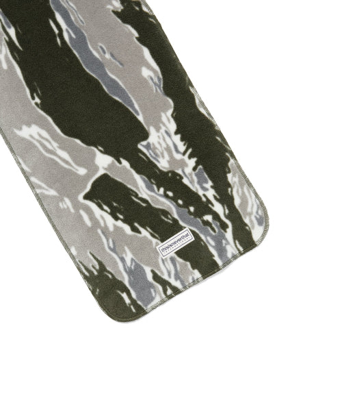 THISISNEVERTHAT THISISNEVERTHAT Fleece Scarf Olive