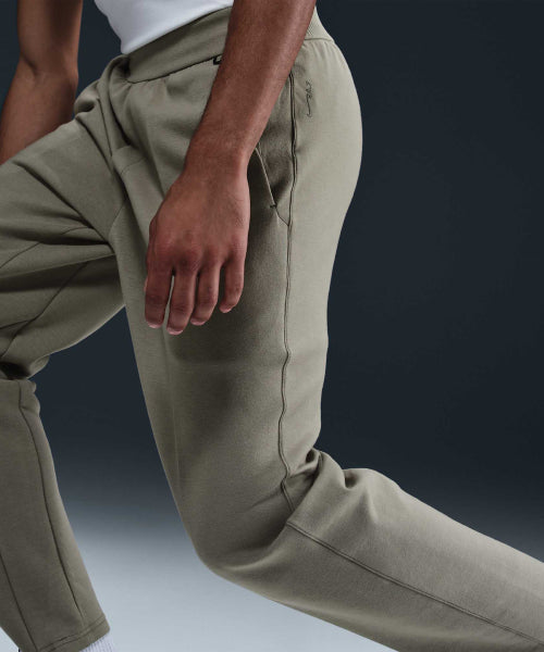 NIKE NIKE Pants M - Light Army/Steel Green