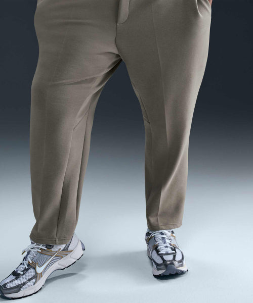 NIKE NIKE Pants M - Light Army/Steel Green