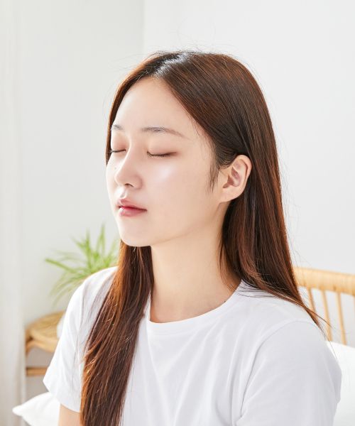 dongkookpharm Good Sleep Centella Asiatica Steam Eye Mask x 10, featuring a collaboration with Mujik