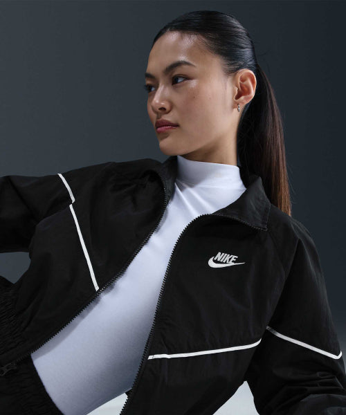 NIKE NIKE Jacket Women Size