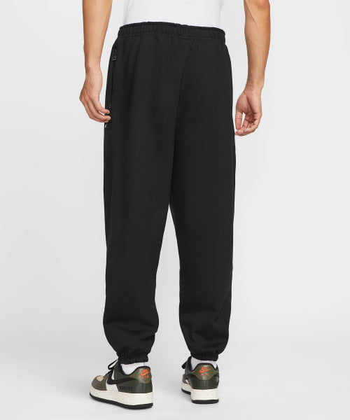NIKE NIKE Pants M - Black