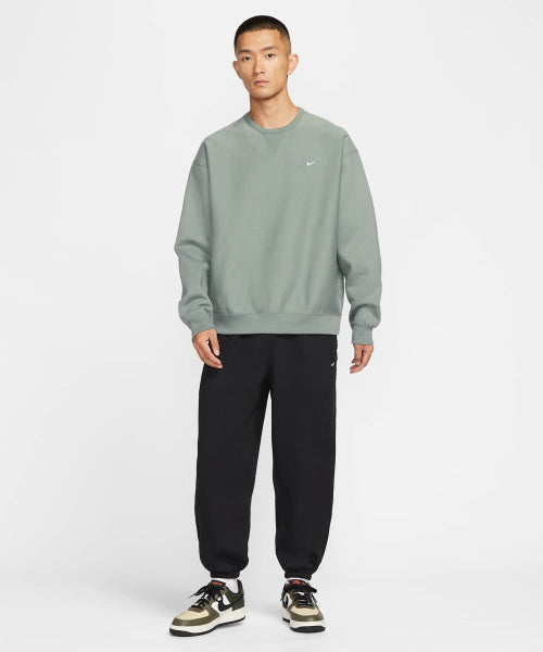 NIKE NIKE Pants M - Black