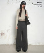 MUSINSA STANDARD WOMAN MUSINSA STANDARD WOMAN T-Shirt Slim Crew Neck Long Sleeve [Greyish Beige]