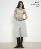 MUSINSA STANDARD WOMAN MUSINSA STANDARD WOMAN Slim Crew Neck T-Shirt (Greyish Beige)