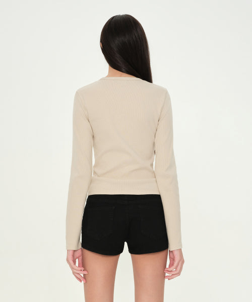 MUSINSA STANDARD WOMAN MUSINSA STANDARD WOMAN T-Shirt Slim Crew Neck Long Sleeve [Dusty Cream]