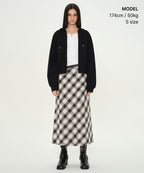 MUSINSA STANDARD WOMAN MUSINSA STANDARD WOMAN Ombre Check Maxi Skirt (Black)