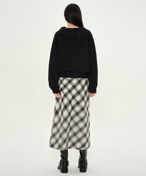 MUSINSA STANDARD WOMAN MUSINSA STANDARD WOMAN Ombre Check Maxi Skirt (Black)