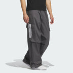 ADIDAS ADIDAS Pants Size M
