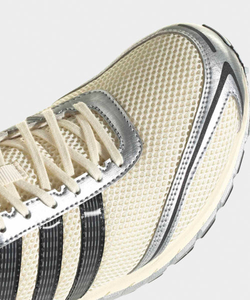 ADIDAS ADIDAS Adizero Adios OG Sneakers - Cream White: Black