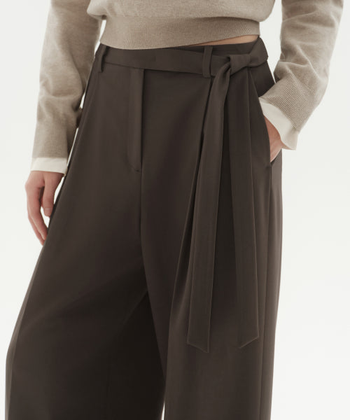 MUSINSA STANDARD WOMAN MUSINSA STANDARD WOMAN Slacks Waist Strap Wide [Khaki Brown]