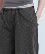 MUSINSA STANDARD WOMAN MUSINSA STANDARD WOMAN Women's Polka Dot Parachute Pants [Gunmetal]