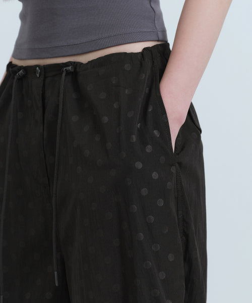 MUSINSA STANDARD WOMAN MUSINSA STANDARD WOMAN Women's Polka Dot Parachute Pants [Black]