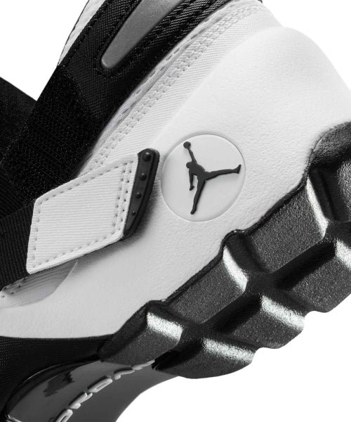 NIKE Nike Jordan Trunner LX W Sneakers