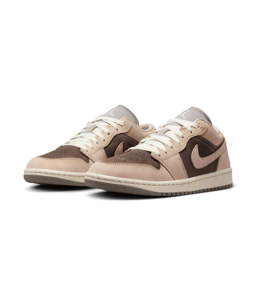 NIKE NIKE Air Jordan 1 Low SE W - Size