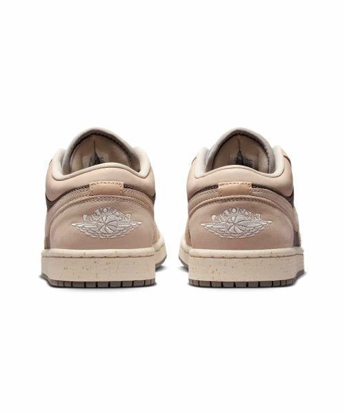 NIKE NIKE Air Jordan 1 Low SE W - Size
