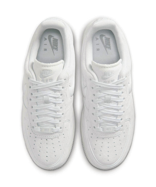 NIKE Nike Air Force 1 07 W - Off White: Light Smoke Gray