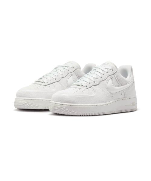 NIKE Nike Air Force 1 07 W - Off White: Light Smoke Gray