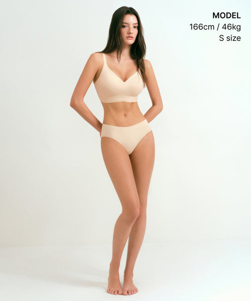 MUSINSA STANDARD WOMAN MUSINSA STANDARD WOMAN Women's Seamless Volume Boost Bra [Light Beige] - Size