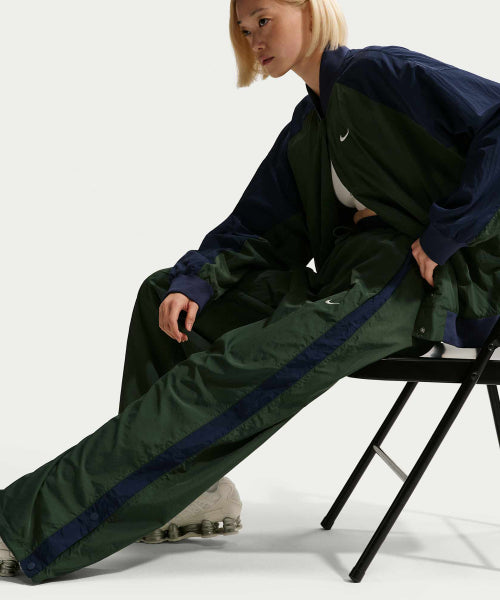 NIKE NIKE Pants High Waist Parachute