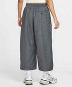 NIKE NIKE Sportswear Oversized Mid-Rise Woven Pants W - Size