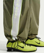NIKE NIKE Pants Size
