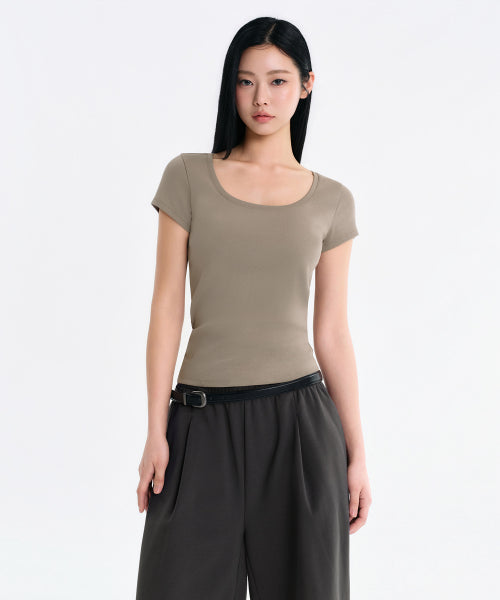 MUSINSA STANDARD WOMAN MUSINSA STANDARD WOMAN T-Shirt Slim Scoop Neck [Dusty Beige] - Size S