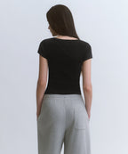 MUSINSA STANDARD WOMAN MUSINSA STANDARD WOMAN T-Shirt Slim Scoop Neck (Black)