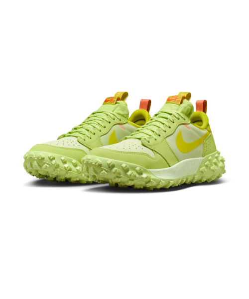 NIKE Nike Sneakers Size