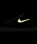 NIKE Nike Sneakers Size