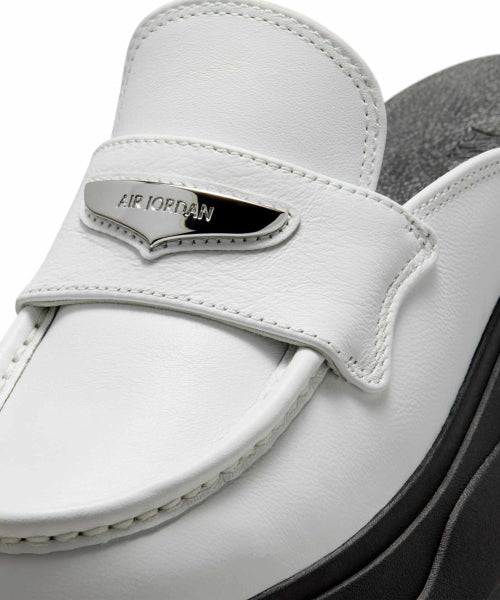 NIKE Nike Air Jordan Mule W - Summit White:Black:Metallic Silver