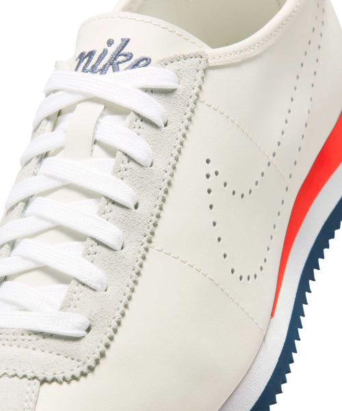 NIKE NIKE Sneakers Women - Size