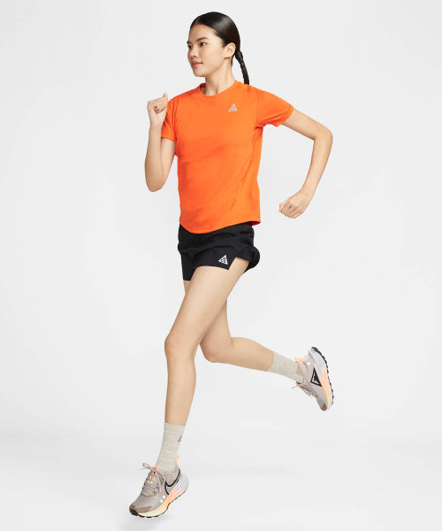 NIKE NIKE ACG Dry Fit Short Sleeve Trail Running Top W - Size M