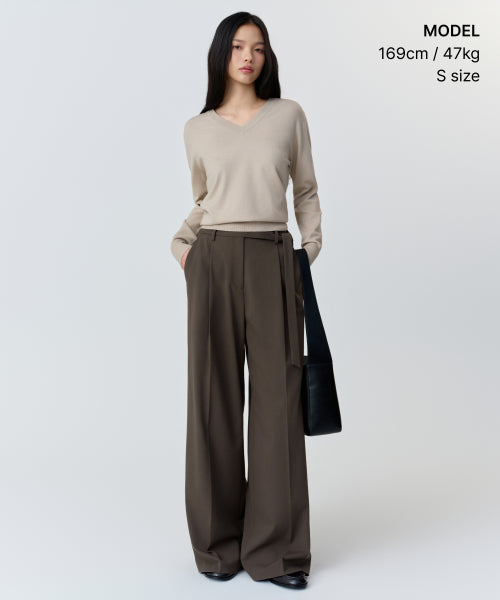 MUSINSA STANDARD WOMAN MUSINSA STANDARD WOMAN Women's Essential V-neck Knit Greyish Beige