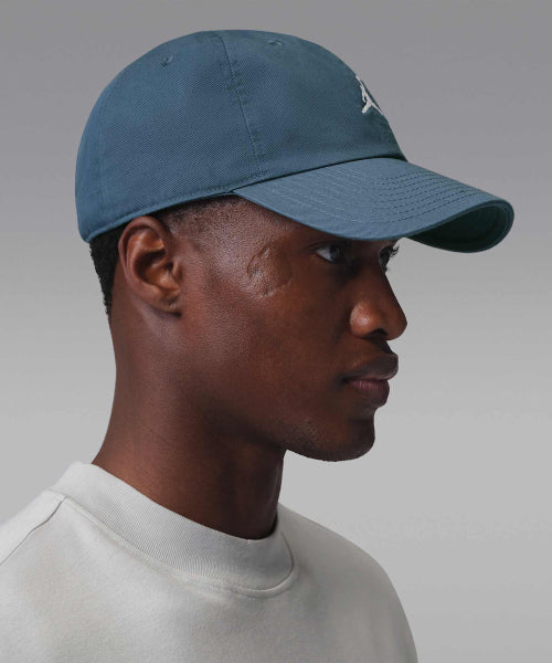 NIKE Nike Jordan Club Unstructured Curb Bill Hat - Squadron Blue