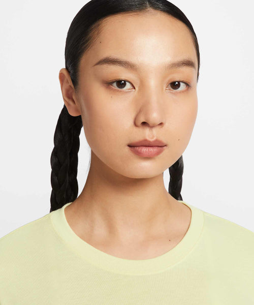 NIKE NIKE T-Shirt Women - Life Lime:Oxygen Purple